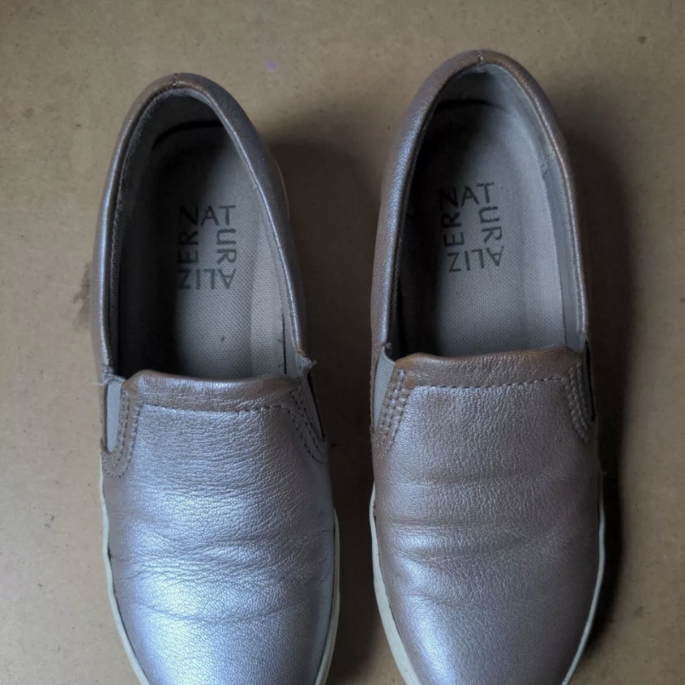 Naturalizer Marianne Slip-On Shoes Women's Size 5.5 M - Cafe Creme / Gold Beige
